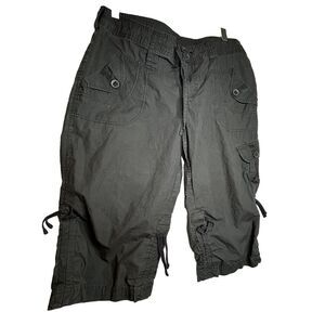 ColumbiaWomen's 3/4 pants Sz 12Dark gray. Excellent‎ Condition! Ship Fast!